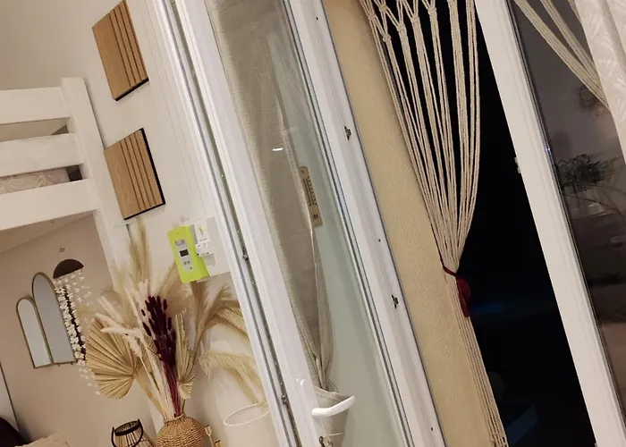 Lejlighed Romantique Avec Jacuzzi Hyères