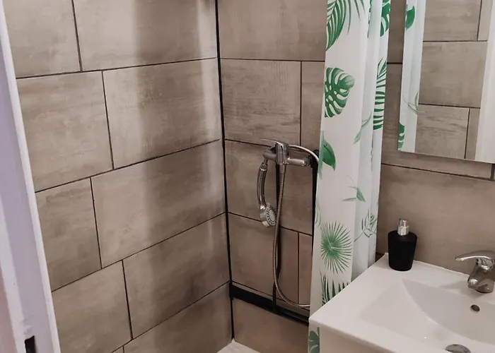 Apartamento Romantique Avec Jacuzzi *